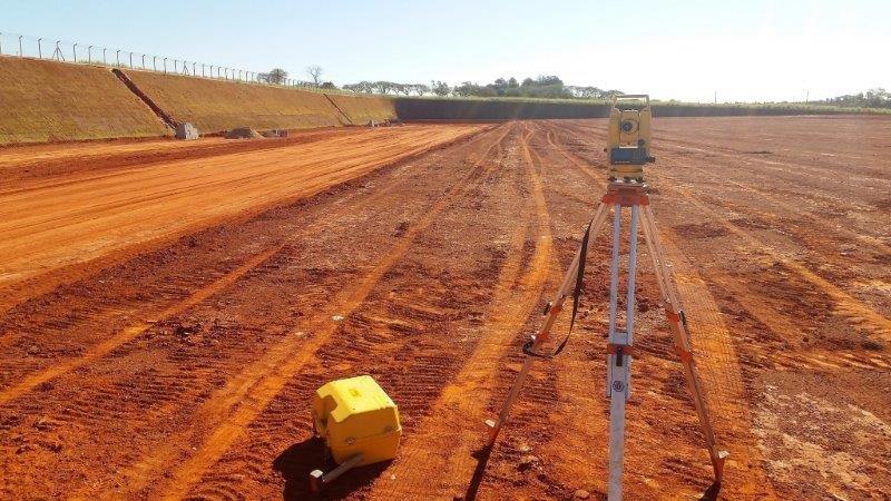 Acompanhamento topográfico de obras